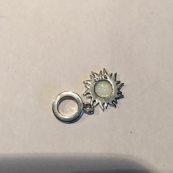 925 Silver sun charm with opal - Picture 5 of 5